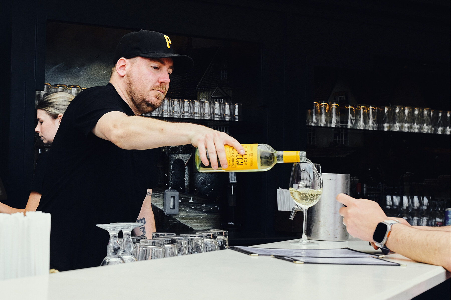 Marine Tavern — hospitality photography