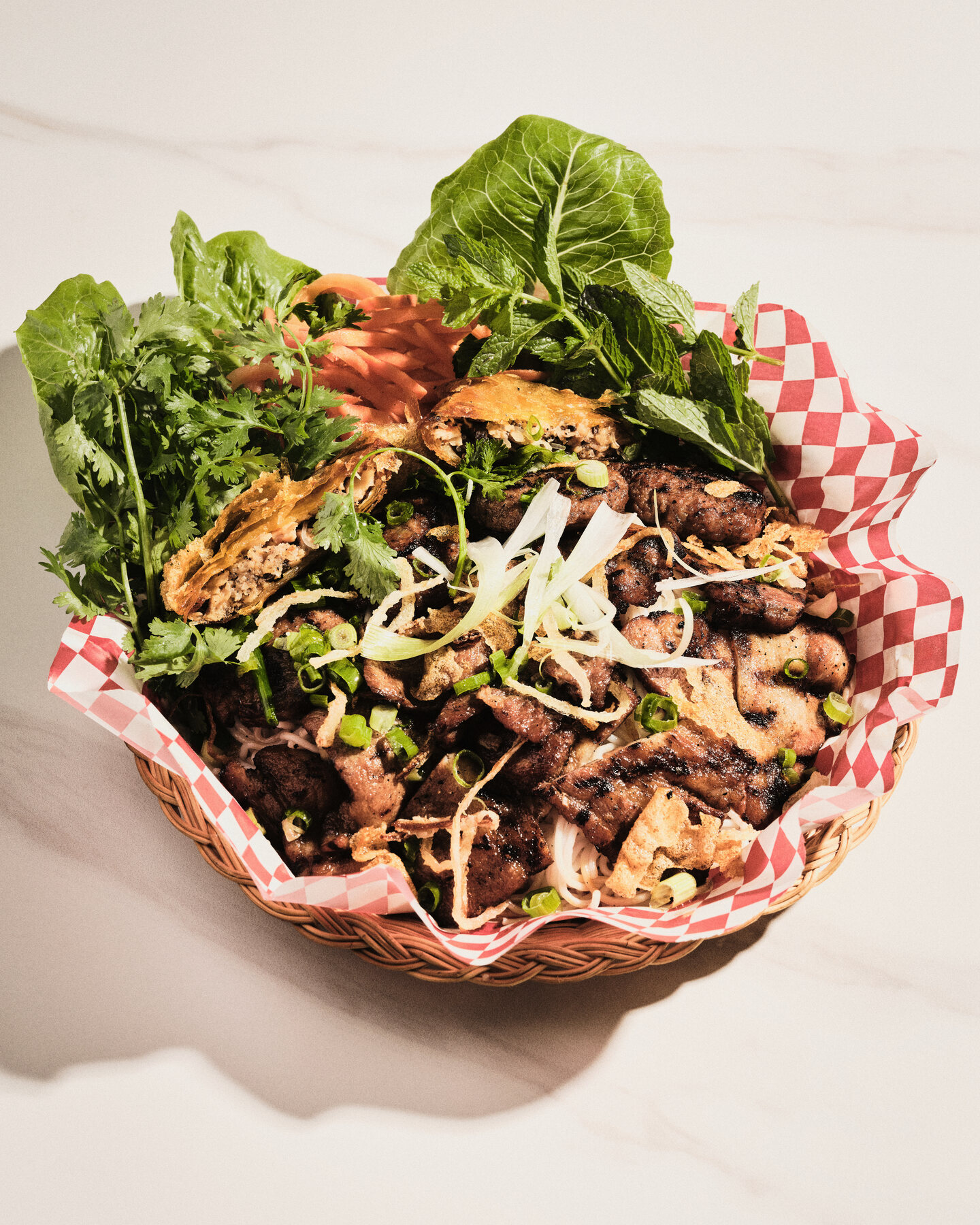 Vietnoms — Toronto Vietnamese restaurant